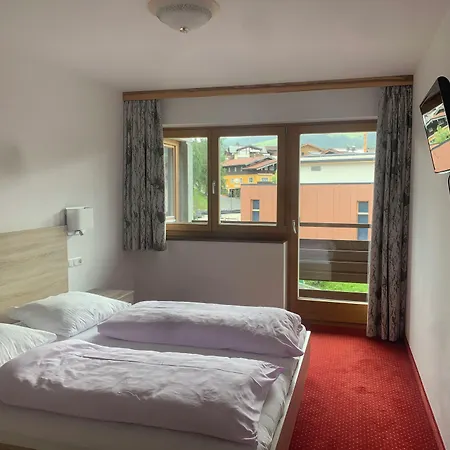 Robert - Bechlwirt كيرشبرغ ان تيرول