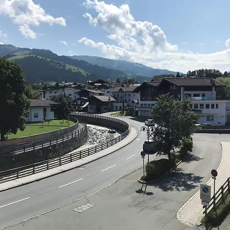 Robert - Bechlwirt شقة